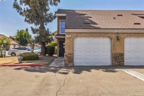apt-154-7166 N Fruit Ave, Fresno, CA, 93711-0752 | Card Image
