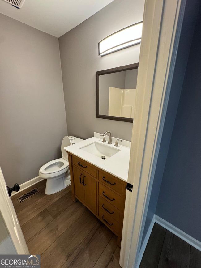 907 Holden Ln, Home with 2 bedrooms, 3 bathrooms and 2 parking in College Park GA | Image 10