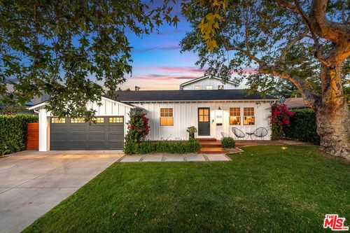 4836 Placidia Ave, North Hollywood, CA, 91601-4832 | Card Image