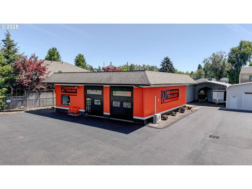 786 Ne Burnside Rd, Gresham, OR, 97030-3922 | Card Image