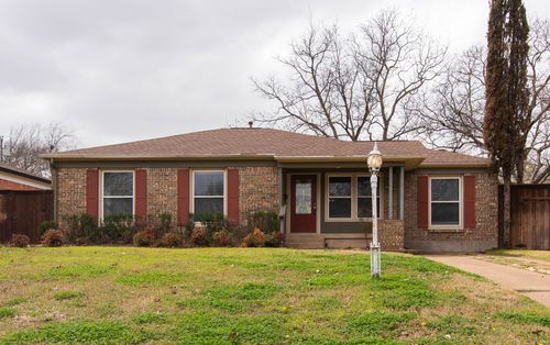 2007 Bradford St, Irving, TX, 75061-1911 | Card Image