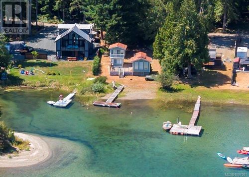 3104 Bay Rd, Qualicum Beach, BC, V9K2L7 | Card Image