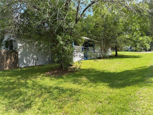 13724 Brigadier Dr, Willis, TX, 77318-7412 | Card Image