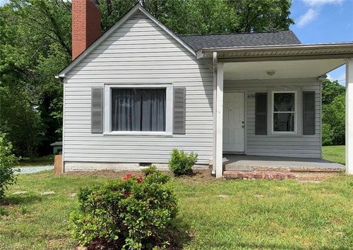 606 Unity St, Thomasville, NC, 27360-2536 | Card Image