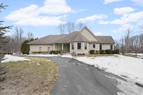 6096 Huntington Rd, Sylvania, OH, 43560-1519 | Card Image