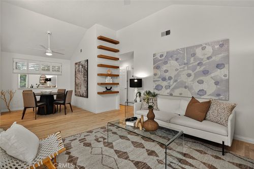 105 Hartford Dr, Newport Beach, CA, 92660-4241 | Card Image