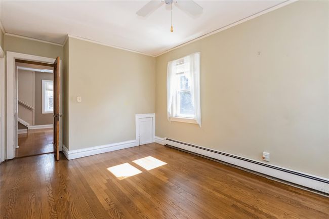 Main level Bedroom | Image 11