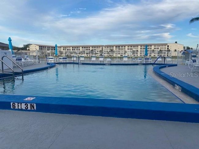 K327 - 3672 Lake Bayshore Dr, Condo with 2 bedrooms, 1 bathrooms and null parking in BRADENTON FL | Image 32
