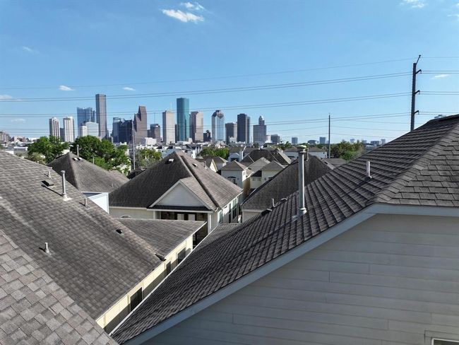 2014 Sabine St, House other with 4 bedrooms, 5 bathrooms and 2 parking in Houston TX | Image 42