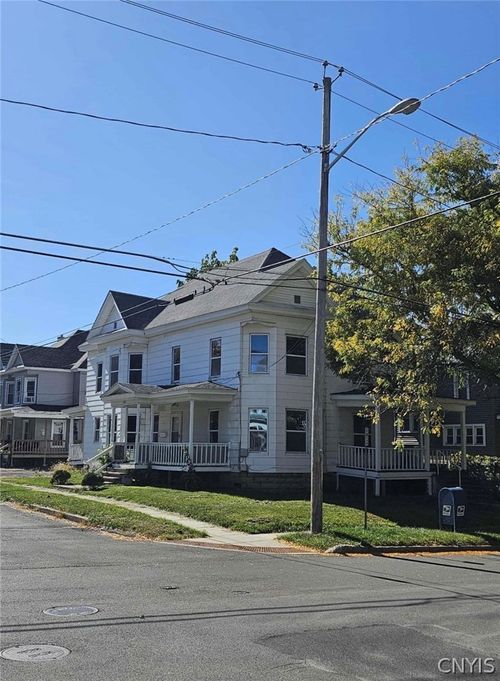 300 S Pleasant St, Watertown, NY, 13601-3819 | Card Image