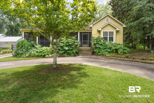 660 Bellangee Ave, Fairhope, AL, 36532-2001 | Card Image