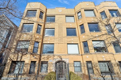 3b-3106 W Lyndale St, Chicago, IL, 60647-2869 | Card Image