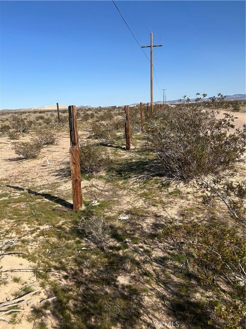 45850 Barrett Rd, Newberry Springs, CA, 92365 | Card Image