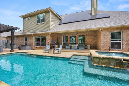 239 Eagle Landing Dr, Belton, TX, 76513-5609 | Card Image