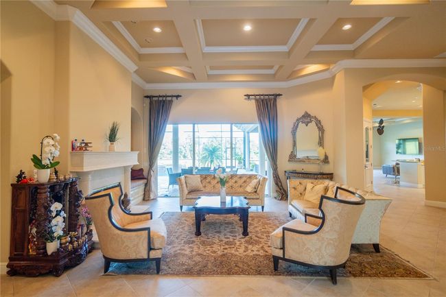 15101 Kestrelglen Way, House other with 4 bedrooms, 5 bathrooms and null parking in LITHIA FL | Image 11