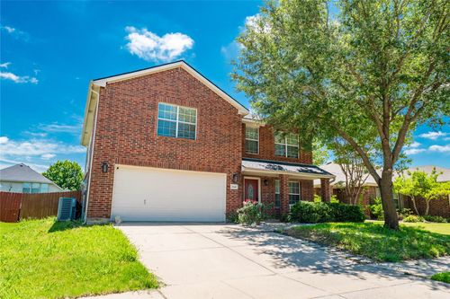2048 Club Oak Dr, Heartland, TX, 75126-8273 | Card Image