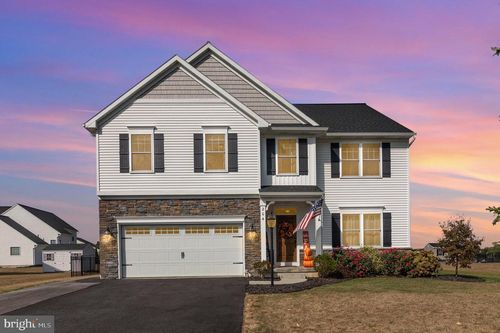 204 Highland Terrace Way, BOILING SPRINGS, PA, 17007-9316 | Card Image