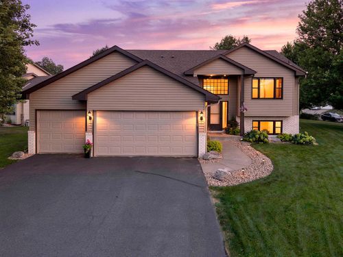 5715 159th St N, Hugo, MN, 55038 | Card Image