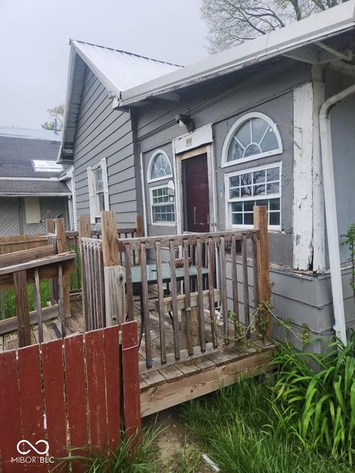 114 W 30th St, Marion, IN, 46953-3601 | Card Image