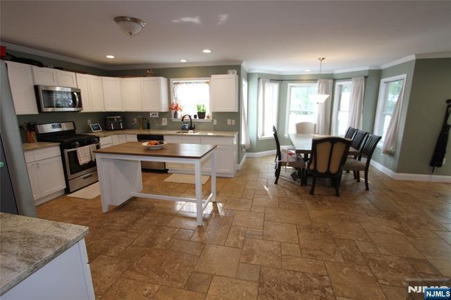 132 Sloop Rd, House other with 3 bedrooms, 3 bathrooms and null parking in Manahawkin NJ | Image 12