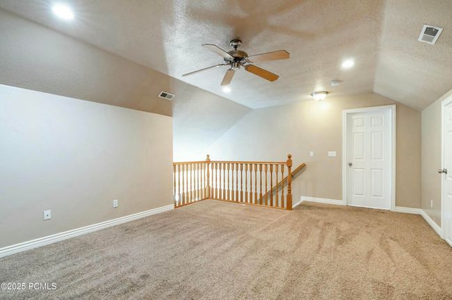 Upstairs Family Room | Image 17