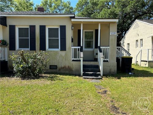 1225 E 55th St, savannah, GA, 31404-4613 | Card Image