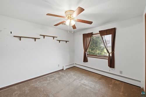61018 Dahlstrom Rd, Ashland, WI, 54806-4068 | Card Image