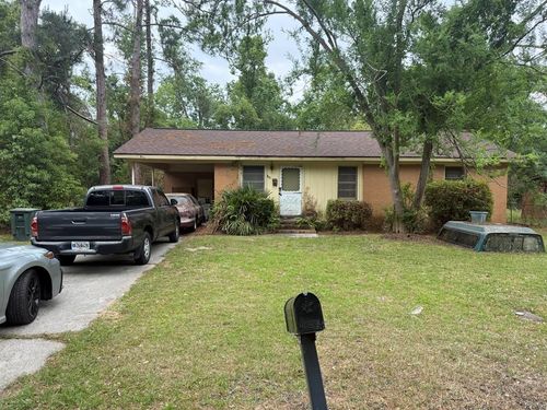 819 Woodlawn Dr, Valdosta, GA, 31601-3356 | Card Image