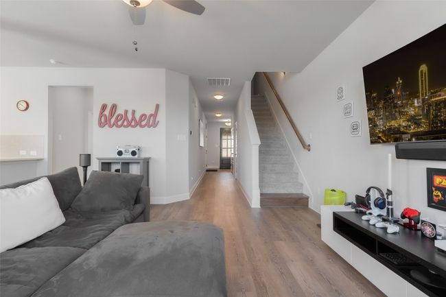 6801 Joelene Rae Dr, House other with 3 bedrooms, 3 bathrooms and null parking in Arlington TX | Image 5