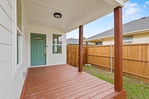 607 W Sears St, Denison, TX, 75020-3219 | Card Image