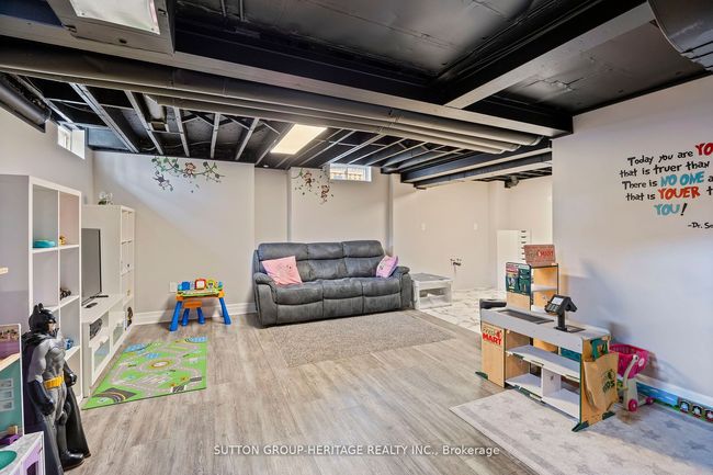 17 Hirons Dr, House other with 3 bedrooms, 3 bathrooms and 2 parking in Ajax ON | Image 30