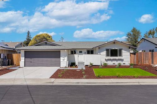 7421 Brookdale Ct, Dublin, CA, 94568-1772 | Card Image