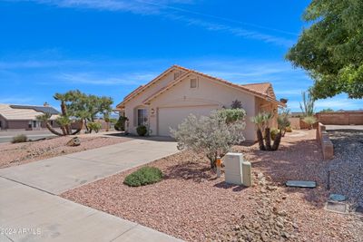 2570 Central Park Drive, House other with 4 bedrooms, 2 bathrooms and null parking in Sierra Vista AZ | Image 2