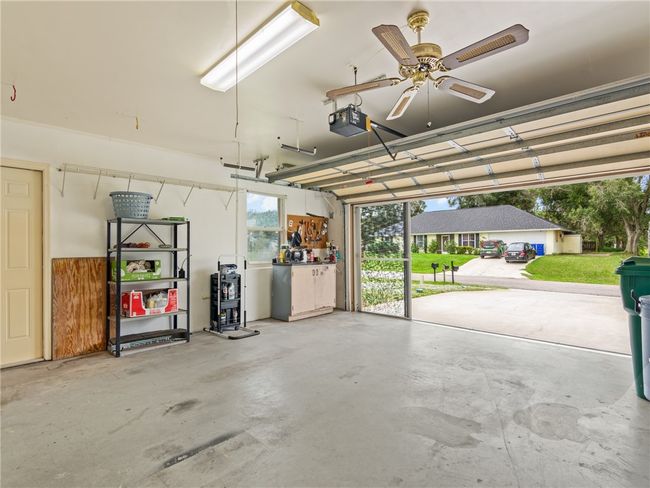 Garage | Image 28