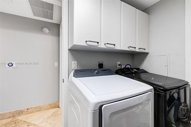 APT-1202 - 3101 S Ocean Dr, Condo with 3 bedrooms, 3 bathrooms and null parking in Hollywood FL | Image 40