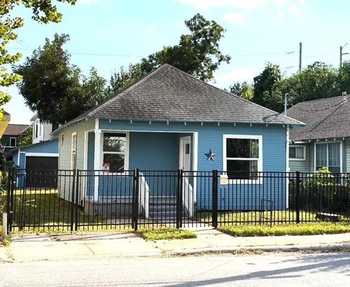 2007 Spring St, Houston, TX, 77007-2804 | Card Image