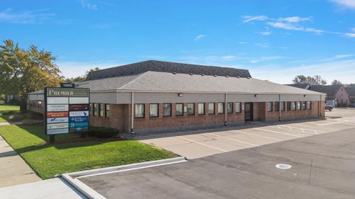 16950 19 Mile Road, Clinton Charter Township, MI, 48038 | Card Image