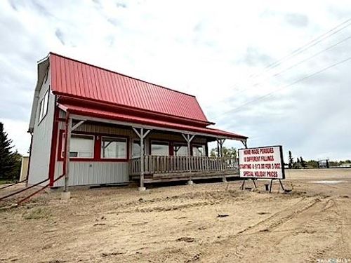 102 Highway 6, Watson, SK, S0K2A1 | Card Image