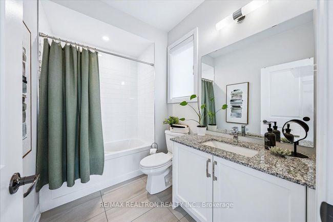 92 Klees Cres, House other with 4 bedrooms, 4 bathrooms and 2 parking in Aurora ON | Image 43