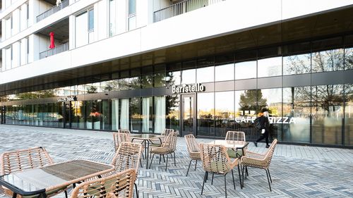 {{alt}} | Card Image