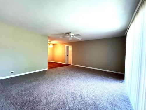 0-1405 Tonset Ln, Schaumburg, IL, 60193-1251 | Card Image