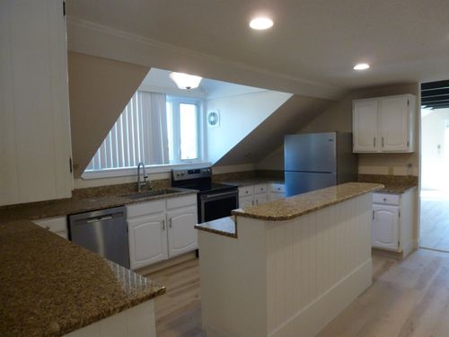 1a-1155 Putney Rd, Brattleboro, VT, 05301-9052 | Card Image