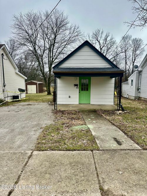 205 Elm St, Eminence, KY, 40019-1076 | Card Image