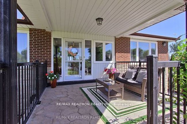 20 Burnie Rd, House other with 4 bedrooms, 3 bathrooms and 8 parking in Pefferlaw ON | Image 9