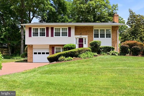 7211 Ashview Dr, SPRINGFIELD, VA, 22153-1518 | Card Image