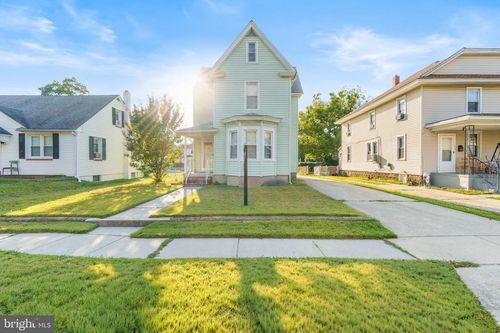 630 Billings Ave, Paulsboro, NJ, 08066-1213 | Card Image