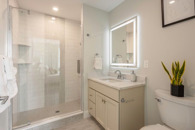 APT-210 - 61 County St, Condo with 2 bedrooms, 2 bathrooms and 2 parking in Dover MA | Image 5