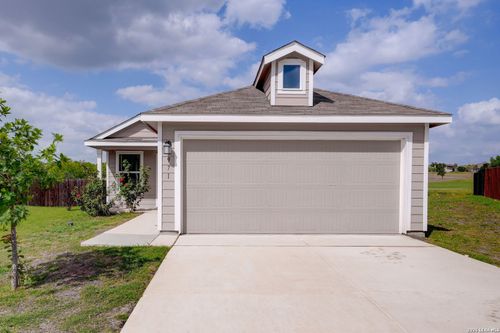 971 Elder Bnd, San Antonio, TX, 78221-3627 | Card Image