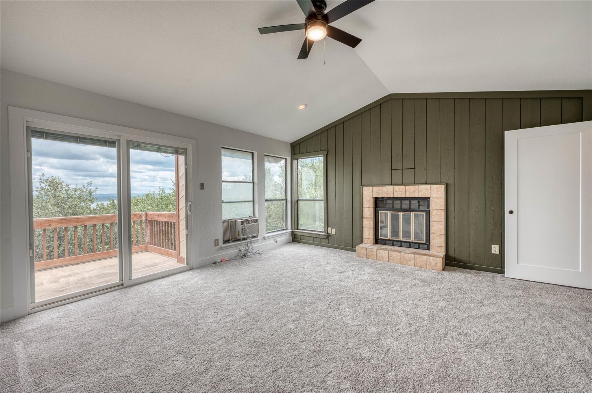 Residential in Horseshoe Bay 5