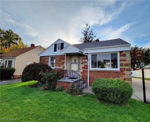 1558 Temple Ave, Mayfield Heights, OH, 44124-3012 | Card Image